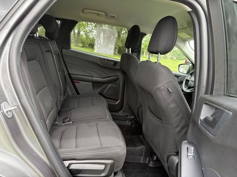 Used 2023 Ford Escape Active w/ Tech Pack #1 AWD/4WD image 30