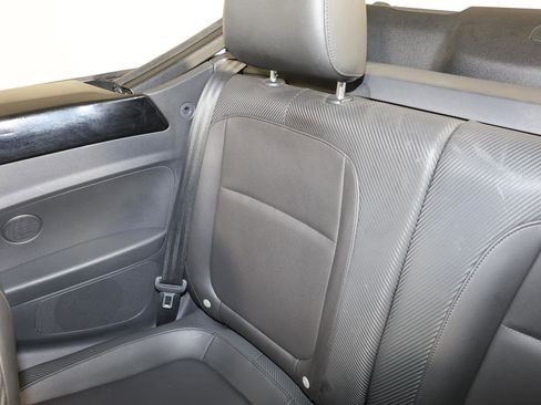 Used 2014 Volkswagen Beetle 1.8T image 12