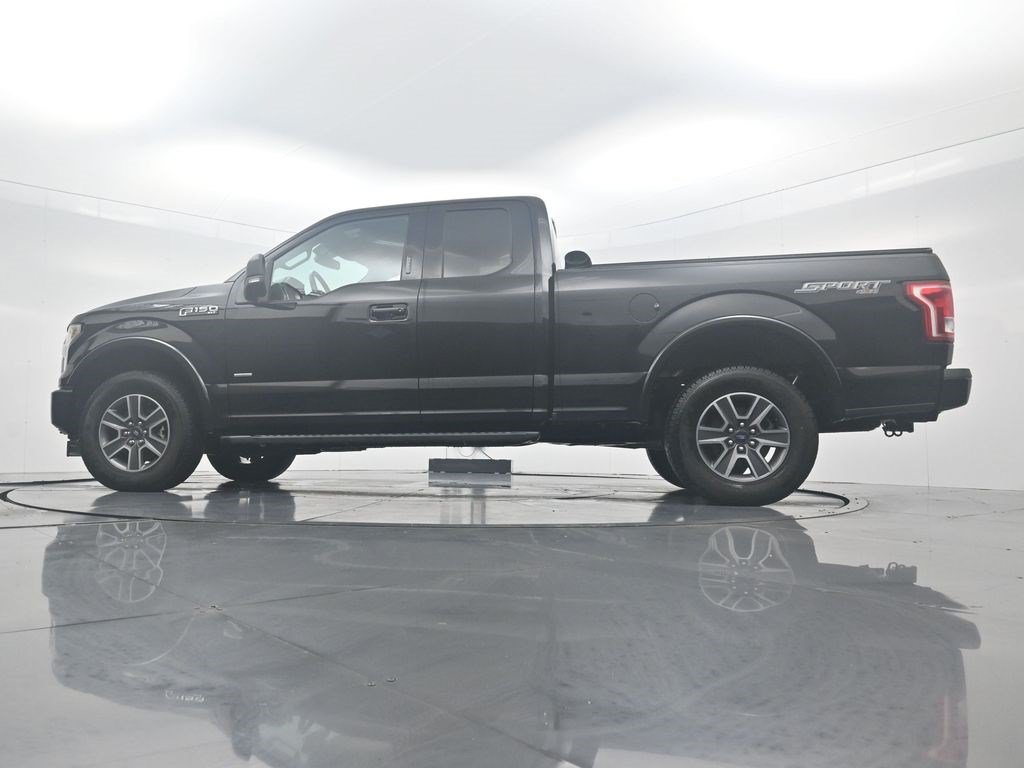 Used 2017 Ford F150 XLT w/ Equipment Group 302A Luxury AWD/4WD image 27