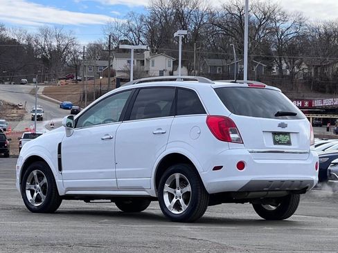 Used 2013 Chevrolet Captiva Sport LT image 3