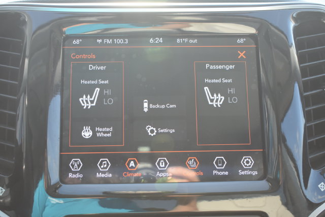 Used 2021 Jeep Cherokee Limited w/ Sun & Sound Group AWD/4WD image 29
