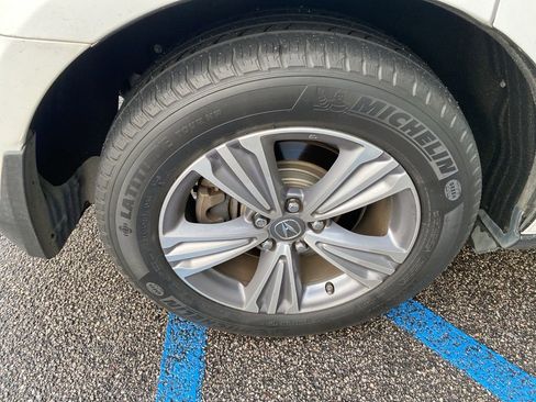 Used 2020 Acura MDX FWD image 14