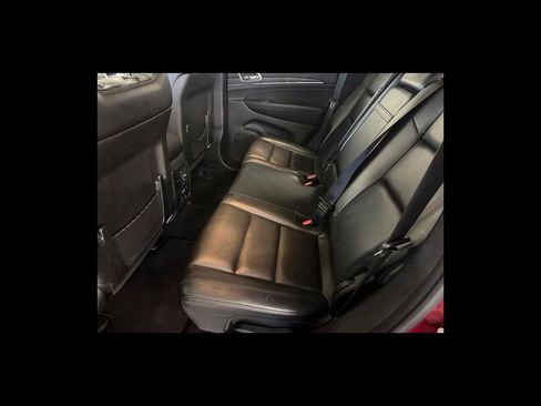 Used 2021 Jeep Grand Cherokee Limited AWD/4WD image 17