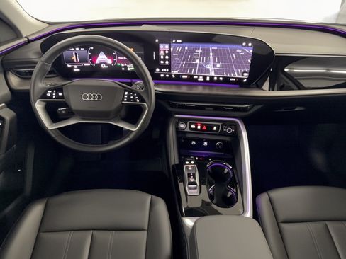 Used 2025 Audi Q5 Premium w/ Convenience Package AWD/4WD image 17