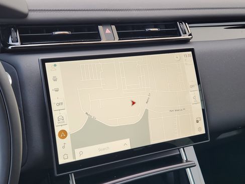 New 2026 Land Rover Range Rover Velar Dynamic SE image 12