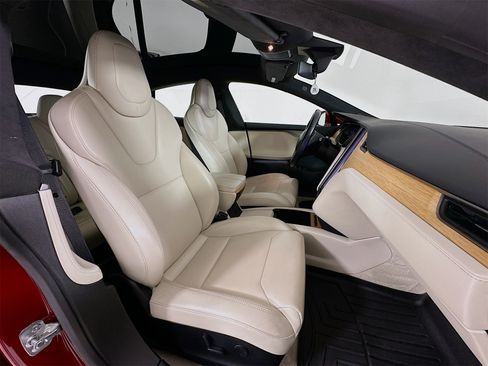 Used 2019 Tesla Model S 100D image 29