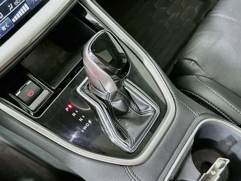 Used 2024 Subaru Outback Limited AWD/4WD image 18