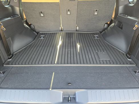 New 2026 Lexus LX 600 4WD w/ Accessory Package (2T) image 22