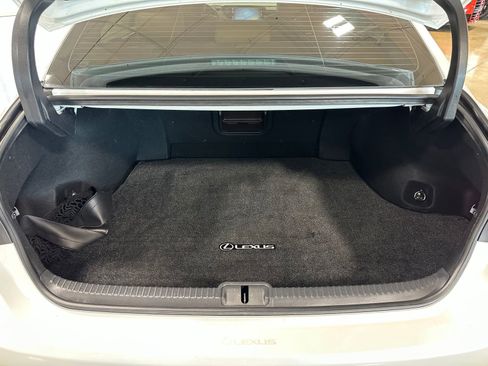 Used 2020 Lexus ES 300h w/ Premium Package FWD image 44