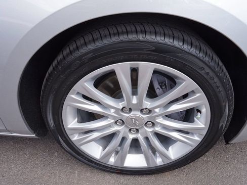 Used 2019 Cadillac XTS Luxury FWD image 14