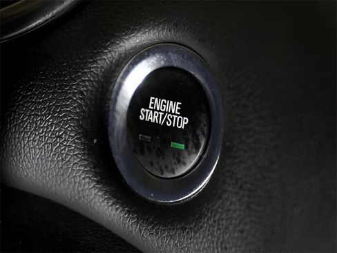 Used 2019 Chevrolet Malibu LT w/ Leather Package image 23