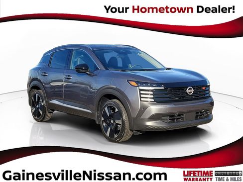 New 2026 Nissan Kicks SR FWD image 1