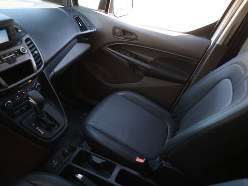 Used 2021 Ford Transit Connect XL image 20