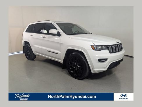 Used 2019 Jeep Grand Cherokee Altitude RWD image 1