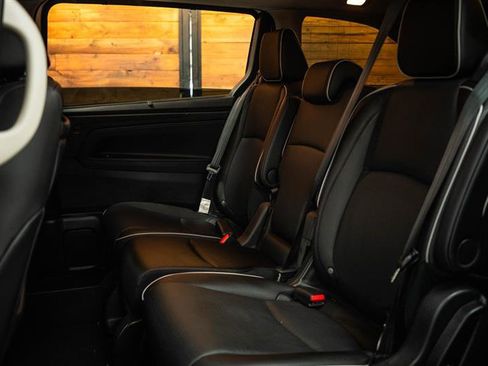 Used 2026 Honda Odyssey Elite image 11