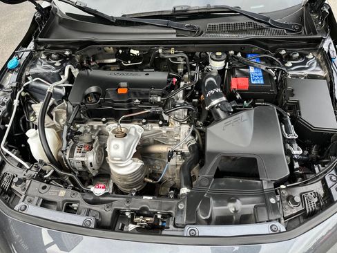 Used 2022 Honda Civic Sport image 12
