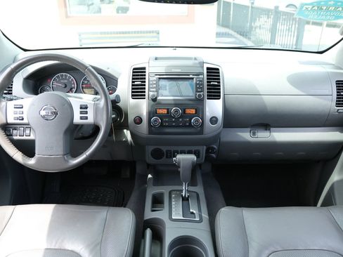 Used 2019 Nissan Frontier SL image 21