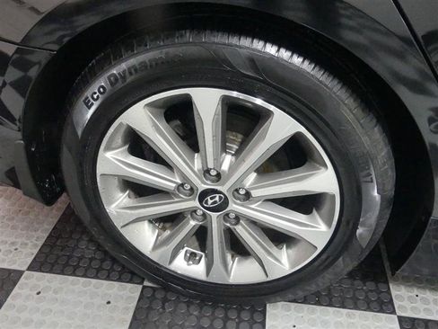 Used 2016 Hyundai Sonata Limited FWD image 16