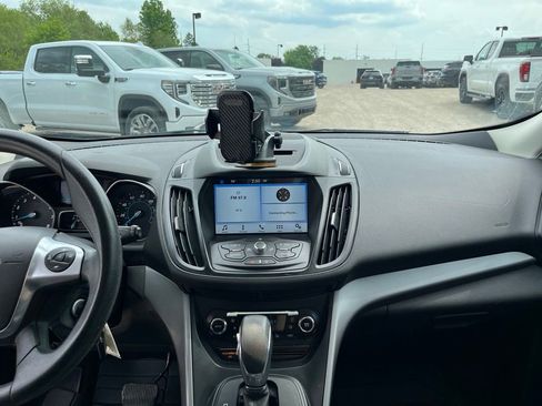 Used 2016 Ford Escape SE w/ Equipment Group 201A AWD/4WD image 26