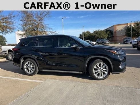 Used 2022 Toyota Highlander Limited image 2