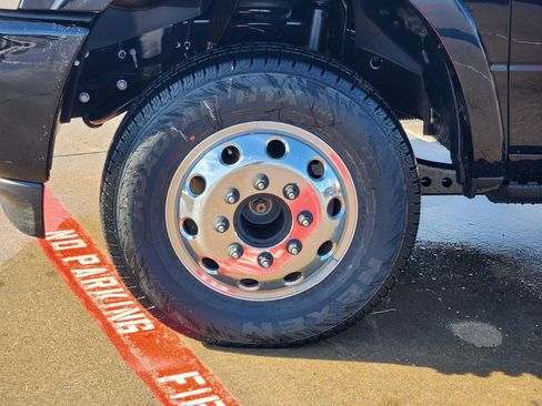 New 2026 RAM 3500 Limited image 11