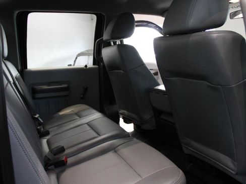 Used 2015 Ford F250 XL AWD/4WD image 13