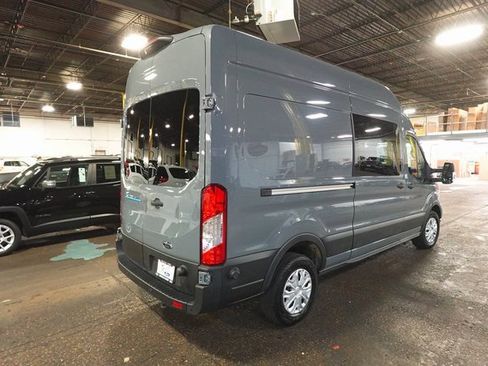 Used 2024 Ford E-Transit 148 High Roof image 9