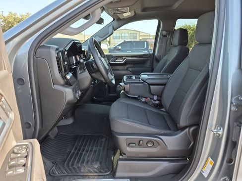 Certified 2026 Chevrolet Silverado 1500 LT RWD image 18