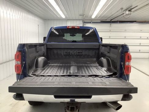 Used 2016 GMC Sierra 2500 SLE w/ SLE Preferred Package image 5