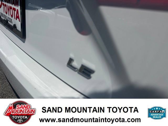 Used 2025 Toyota Camry LE FWD image 9