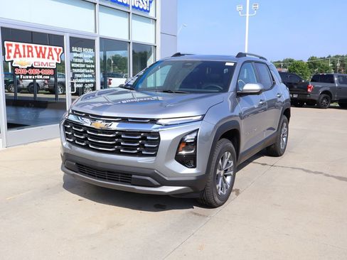 New 2027 Chevrolet Equinox LT w/ Convenience Package II AWD/4WD image 6