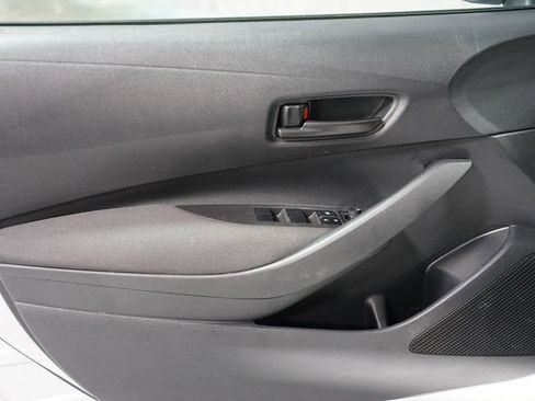 Used 2024 Toyota Corolla LE FWD image 27