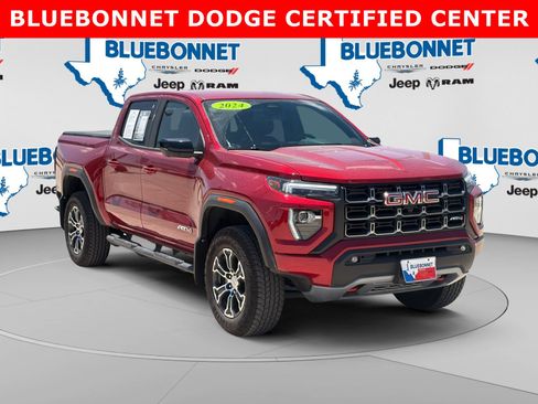 Used 2024 GMC Canyon AT4 w/ Technology Package AWD/4WD image 3