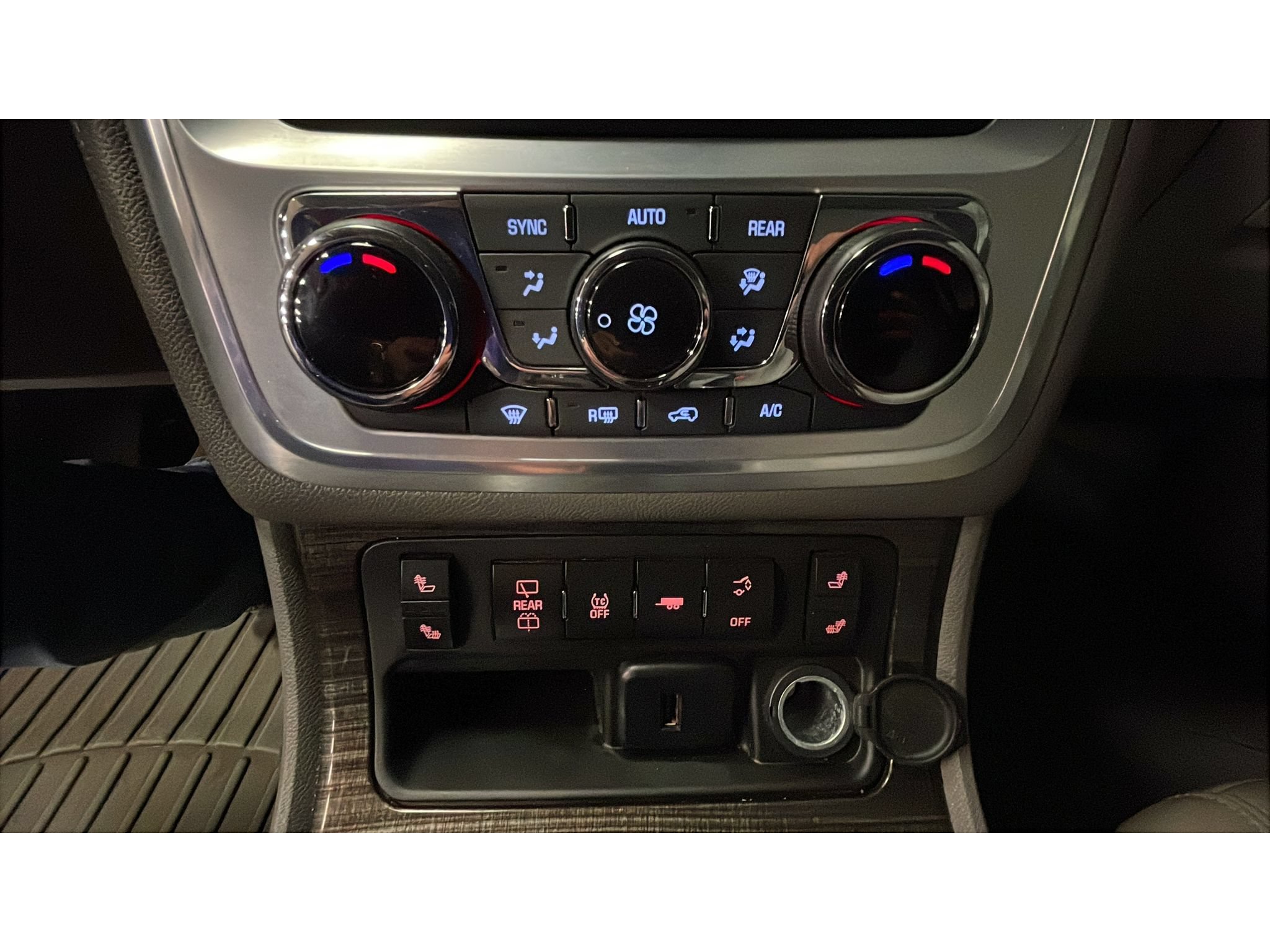 Used 2017 GMC Acadia Limited SLT AWD/4WD image 13
