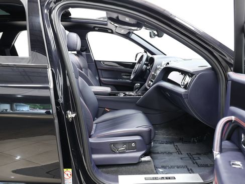Used 2019 Bentley Bentayga AWD/4WD image 88