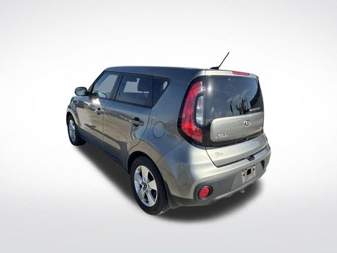 Used 2019 Kia Soul FWD image 8