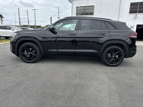 New 2026 Volkswagen Atlas Cross Sport SEL R-Line AWD/4WD image 3