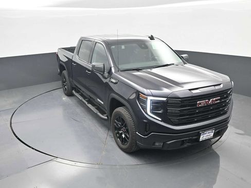 Used 2026 GMC Sierra 1500 Elevation w/ Elevation Select Package AWD/4WD image 32