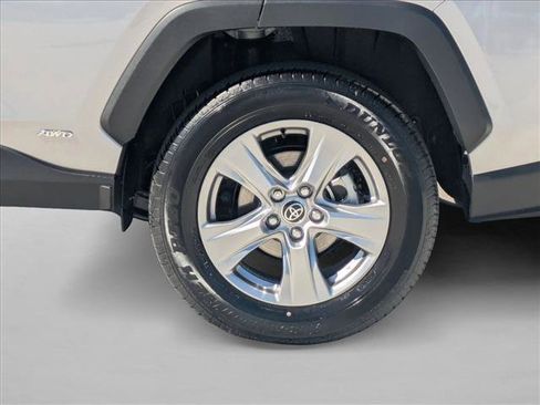 Used 2025 Toyota RAV4 LE image 22