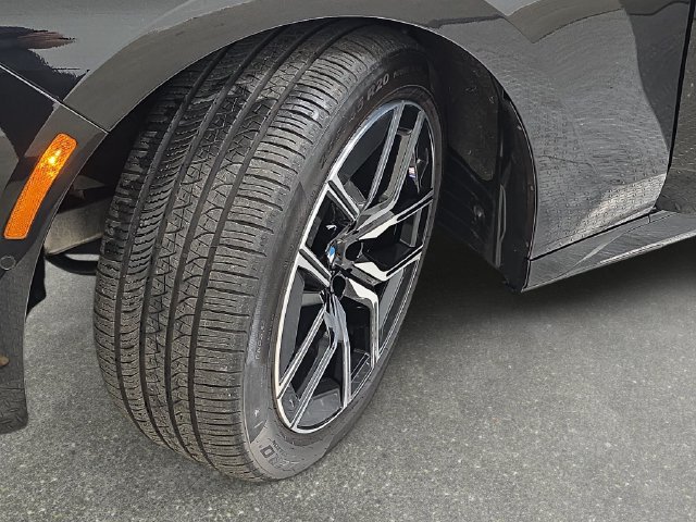 Certified 2025 BMW 760i xDrive AWD/4WD image 29