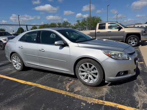 Used 2015 Chevrolet Malibu LT FWD image 5