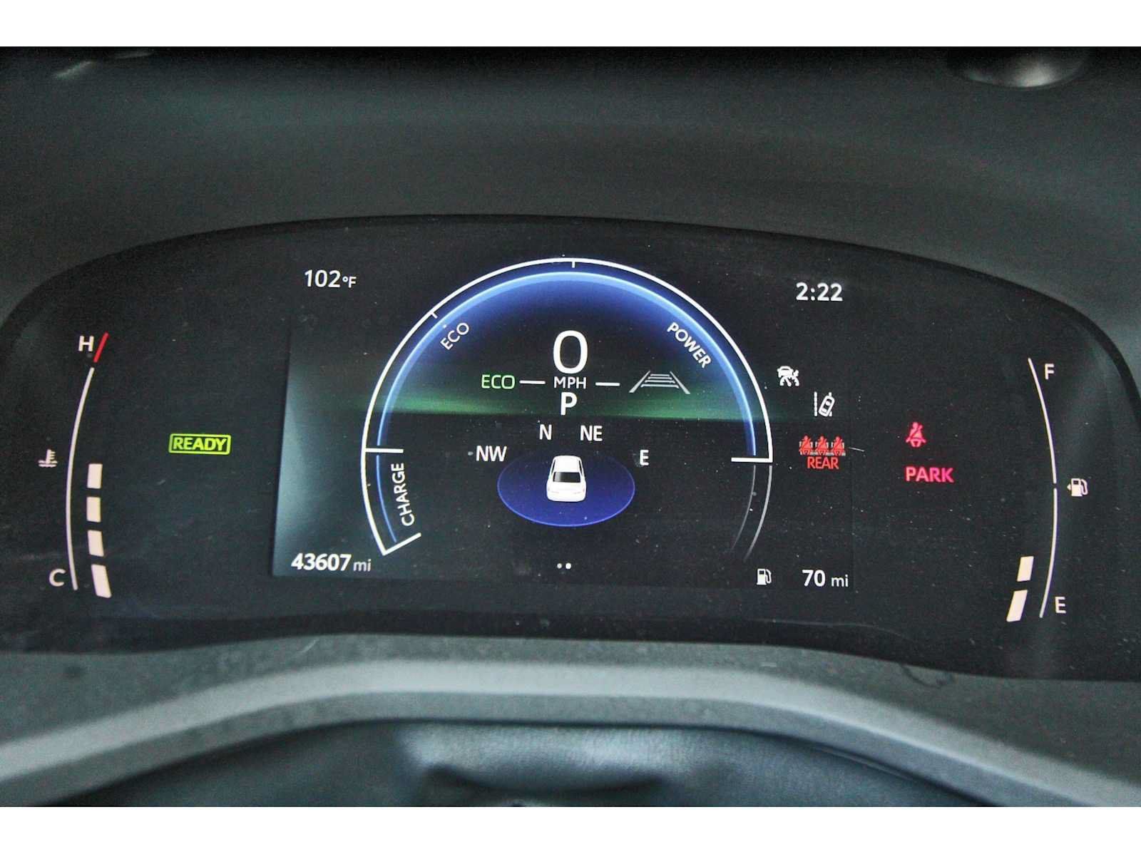 Used 2025 Toyota Camry SE FWD image 14