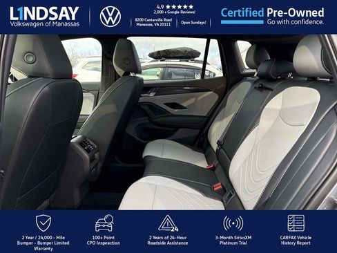 Certified 2025 Volkswagen Tiguan SE R-Line image 11