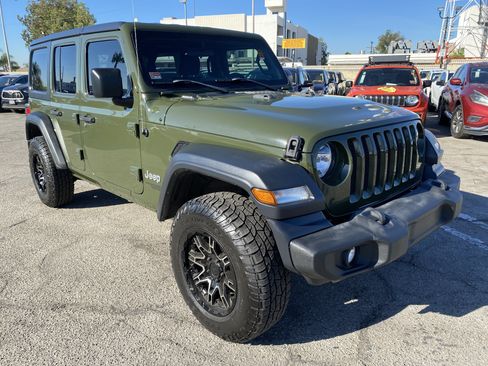 Used 2020 Jeep Wrangler Unlimited Sport AWD/4WD image 8