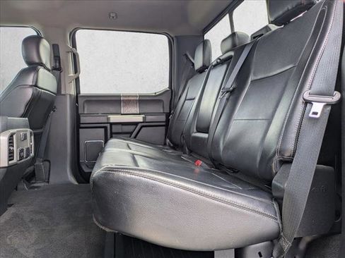 Used 2018 Ford F250 Lariat w/ Lariat Value Package AWD/4WD image 19