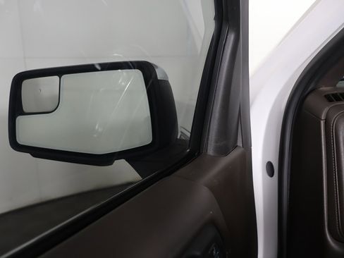 Used 2019 GMC Sierra 1500 SLT image 38