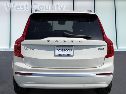 Certified 2023 Volvo XC90 B5 Plus w/ Protection Package AWD/4WD image 6