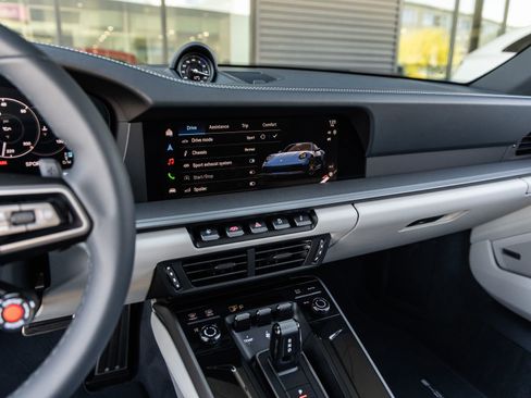New 2026 Porsche 911 Carrera image 36