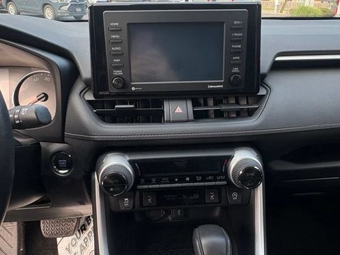 Used 2020 Toyota RAV4 XLE w/ Convenience Package AWD/4WD image 21