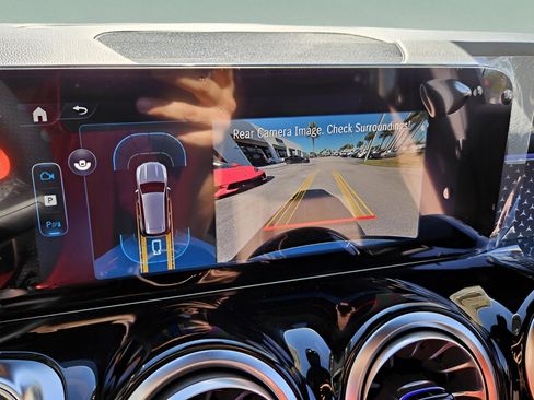 New 2026 Mercedes-Benz GLB 250 GLB 250 image 16